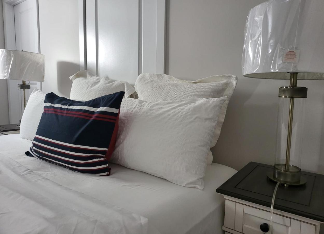 Peaceful Place By Comforter Services 渥太華 外观 照片